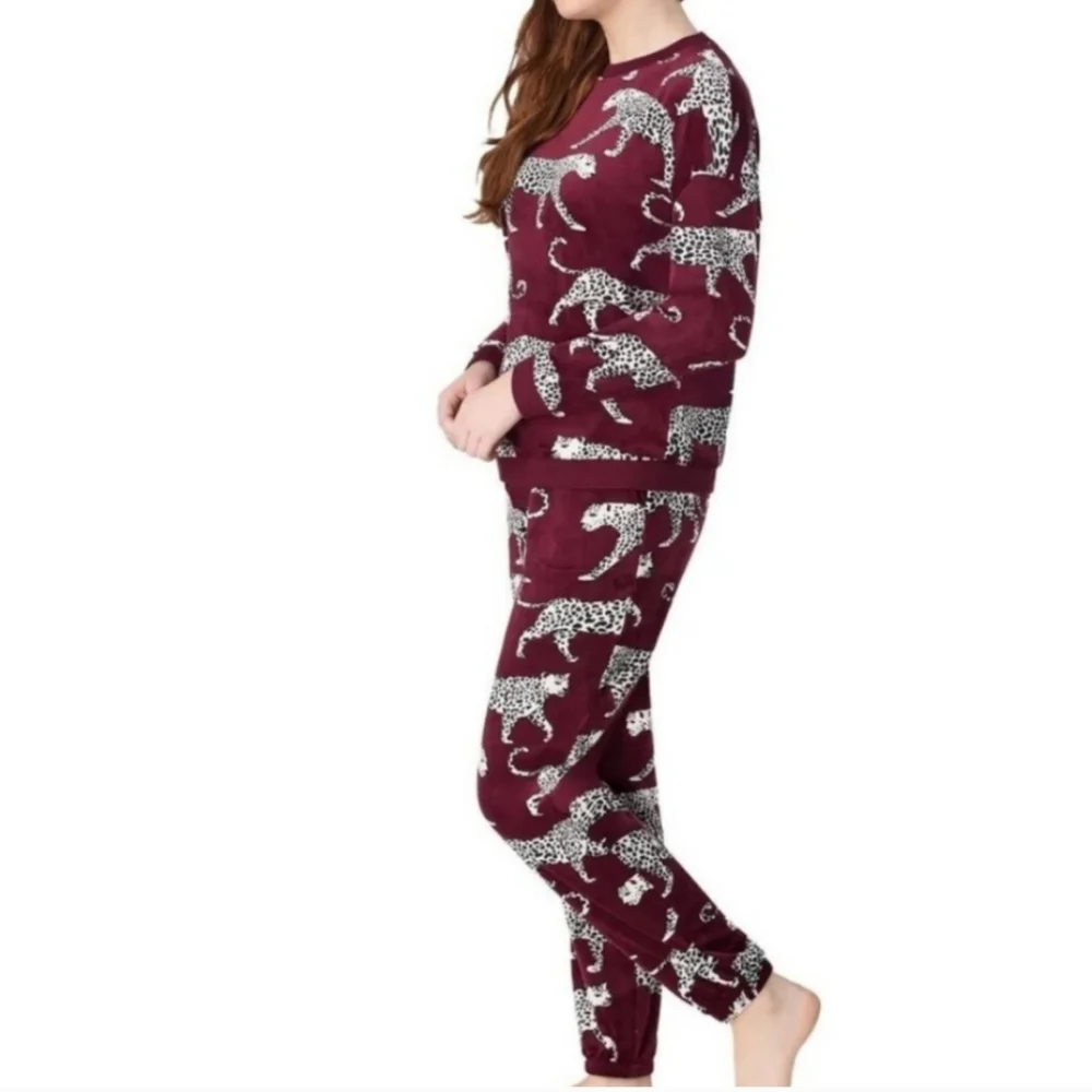 NWT Room Service Women's 2 Piece Pajama SetNwt - Picture 2 of 3